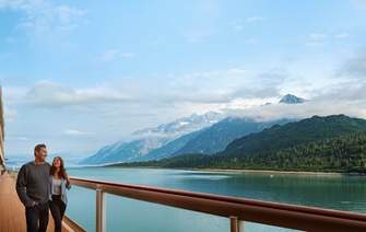 NCL Norwegian Bliss The Waterfront Lifestyle 3 ©Norwegian Cruise Line.jpg